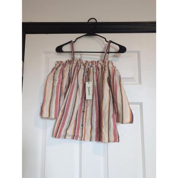Tops - Large NWT off shoulder top